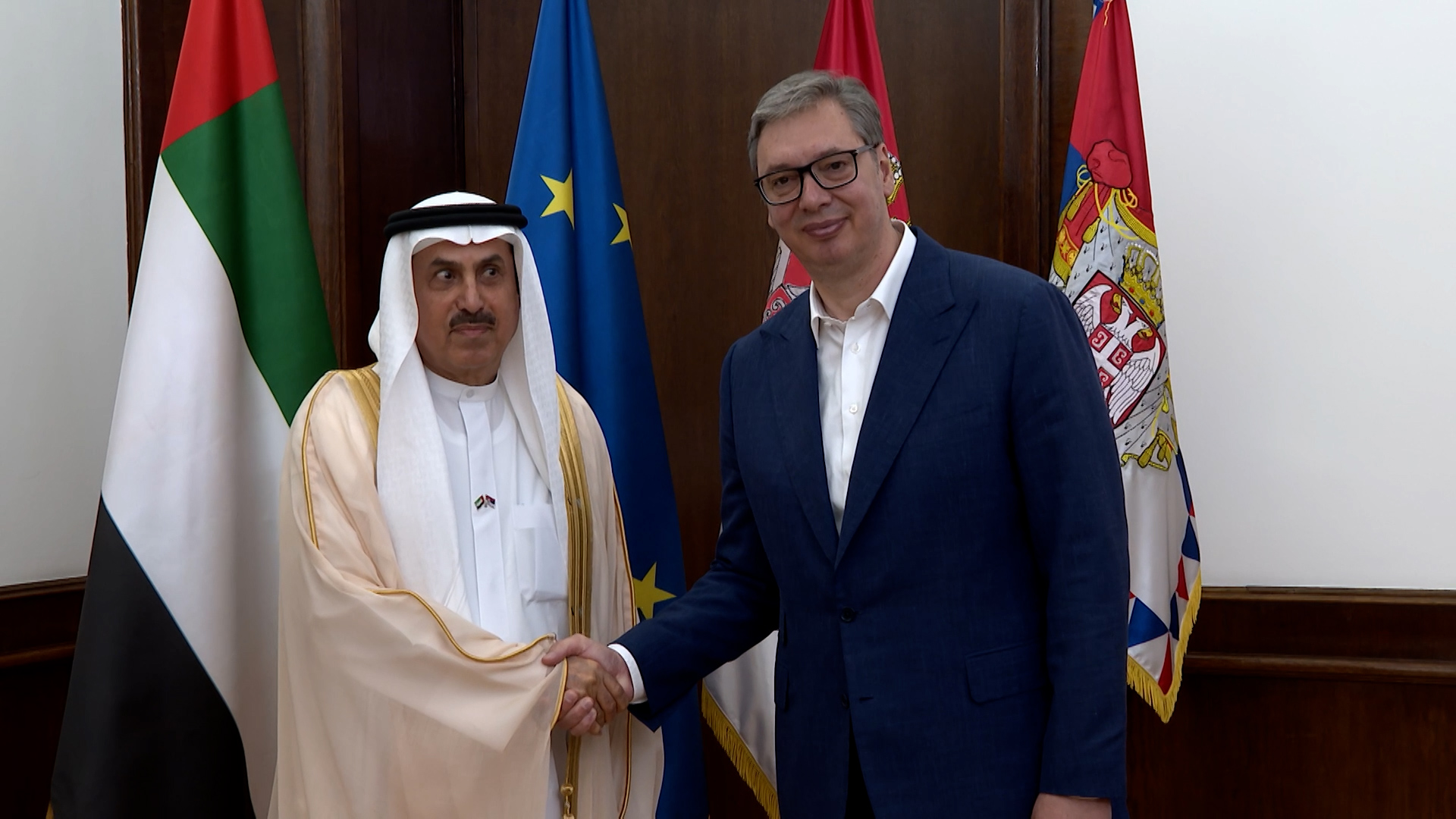 Beograd, predsednik Srbije Aleksandar Vucic se sastaje sa predsednikom Federalnog nacionalnog saveta Ujedinjenih Arapskih Emirata Sakrom Gobasem, pokrivanje